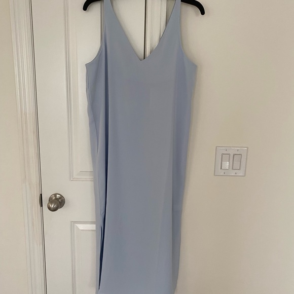 En Thread dress - Picture 2 of 3